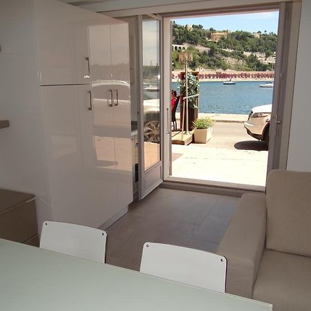 Les Pieds Dans La Mer Best Place Villefranche-sur-Mer Buitenkant foto