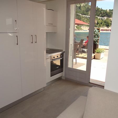Les Pieds Dans La Mer Best Place Villefranche-sur-Mer Buitenkant foto